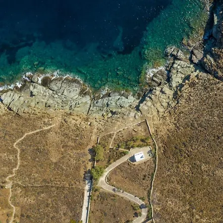 La Chapelle Est Grand In Tinos Agios Romanos