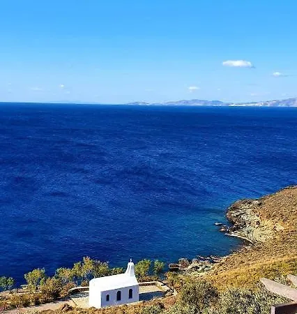 La Chapelle Est Grand In Tinos Agios Romanos